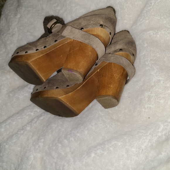 Nine West Size 10 Tan Suede Leather Ankle Booties - Picture 6 of 6